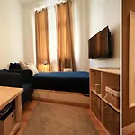 Hostel We F Tourists Lissabon